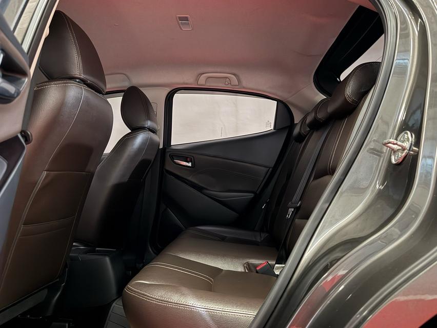 2020 MAZDA 2 1.3 HIGH CONNECT รถมือเดียว 7X,XXX กม สภาพเหมือนใหม่ รถเข้าศูนย์ทุกระยะ ไม่มีอุบัติเหตุครับ 14