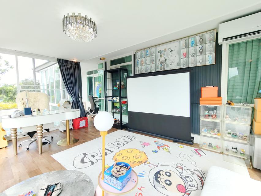 บ้านใกล้ทะเลสาบ สามารถเดินไปได้เลย โครงการหรู หมู่บ้าน มัณฑนา เลค วัชรพล พื้นที่ 101 ตรว. 5 ห้องนอน 6 ห้องน้ำ พร้อมห้องน้ำในตัวทุกห้อง 16