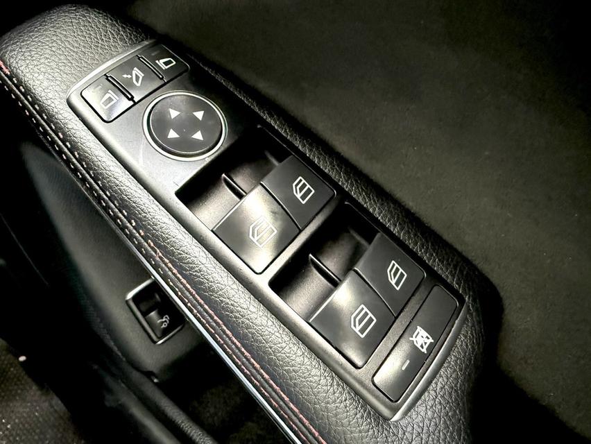 MERSEDES BENZ GLA 250 รูปที่ 19