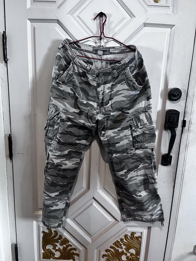 กางเกงขายาวลายทหารลายพราง