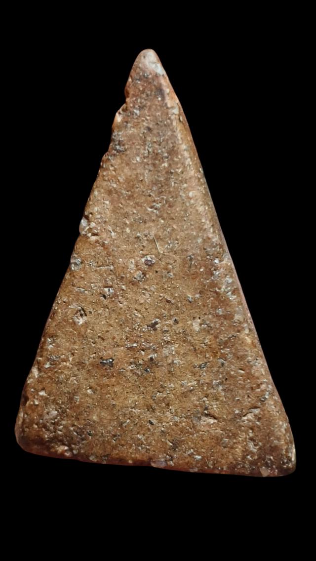 พระนางพญาพิมพ์เล็กเนื้อสวยมวลสารชัดเจน 2