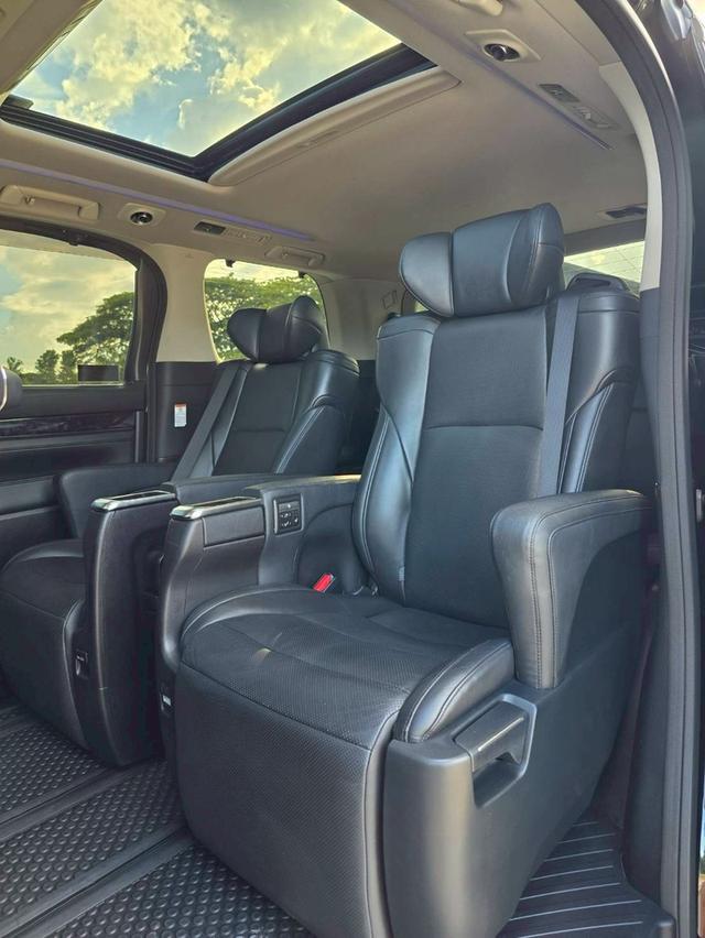Toyota ALPHARD SRC E-Four สีดำ ปี 2019 ไมล์ 90,000 กม. 11