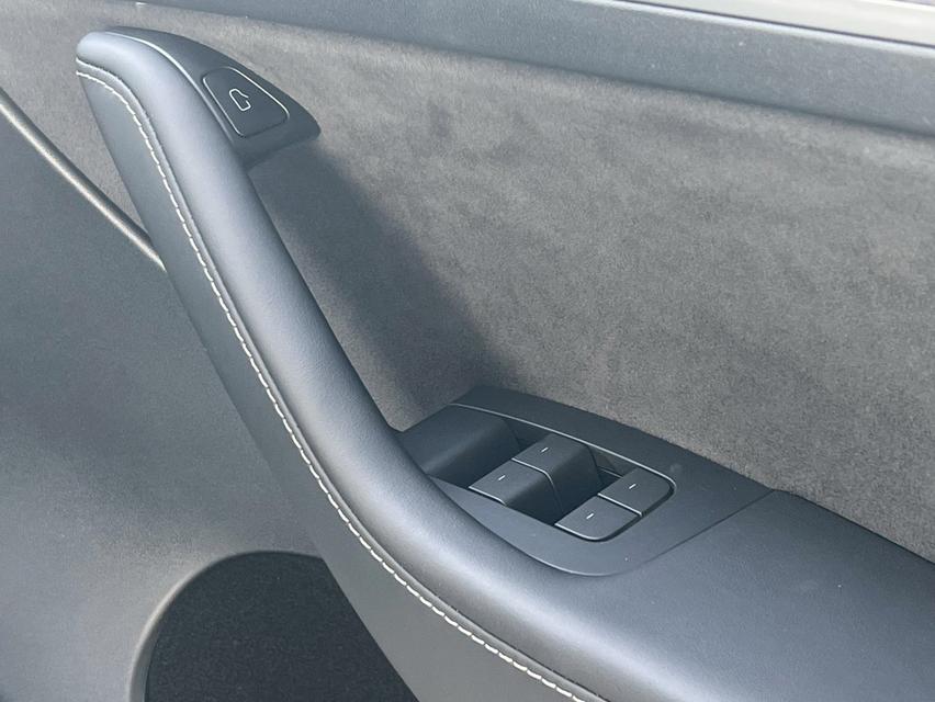 TESLA Model Y Long Range (EAP) 2023 รูปที่ 18