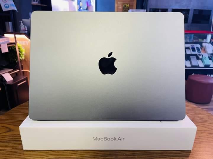 ขาย MacBook Air 13" (M2, ปี 2022)   3