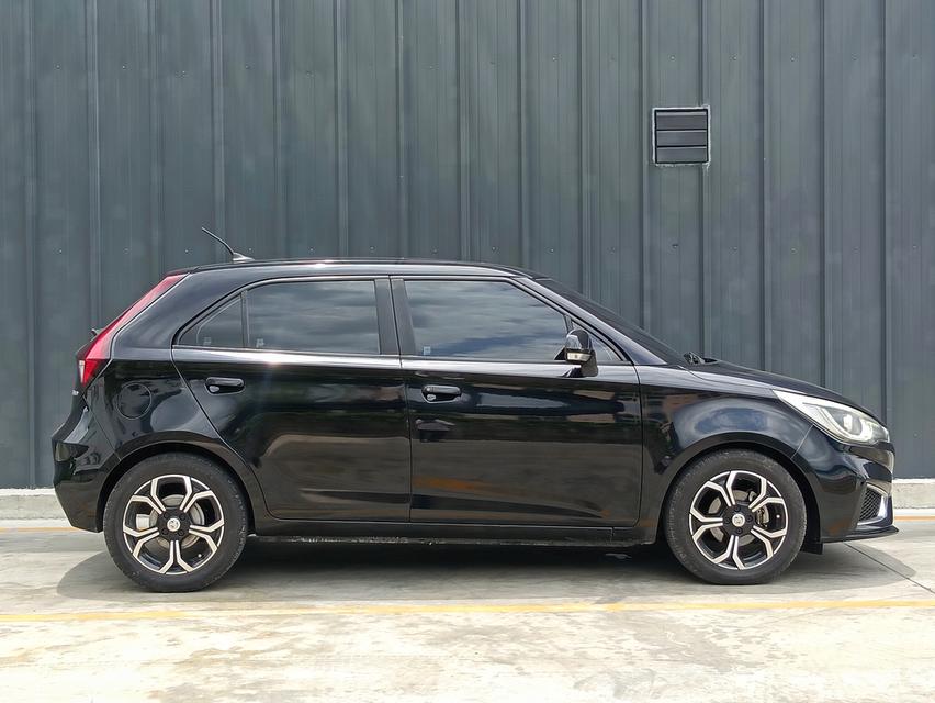 MG3 1.5x Sunroof ปี2019 7