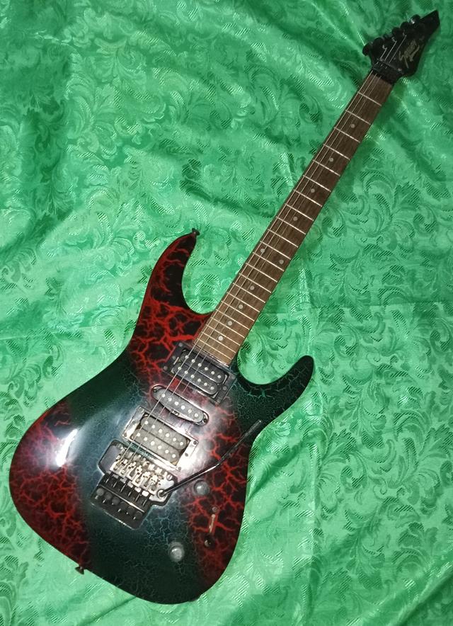 ขาย guitar Squier