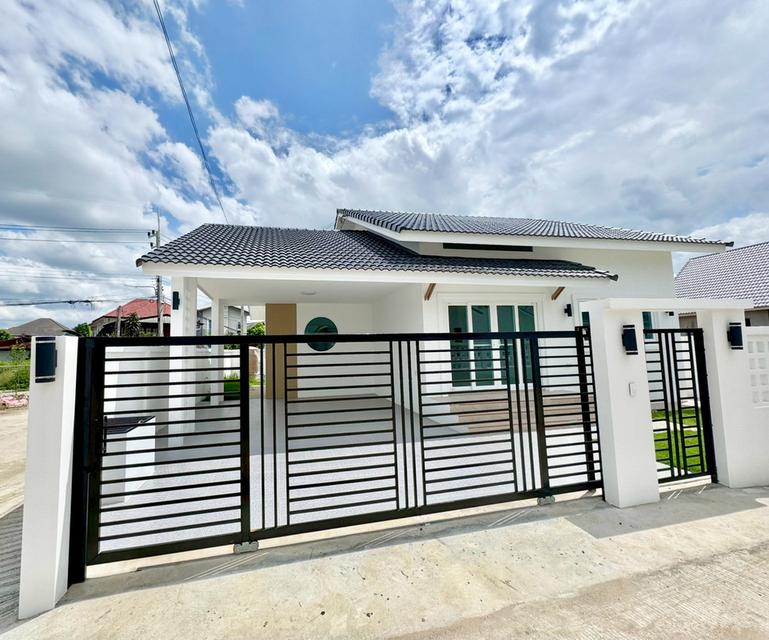 🏡 บ้านนอกโครงการที่ดินกว้าง 3 นอน 2 น้ำ ใกล้โรงเรียนนานาชาติ 2.88 ล้าน ฟรีโอน!! 🔑 2