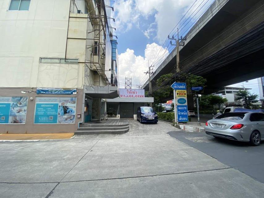 Rent building 1-8 floor can separate closed main road Pha ram 9 3