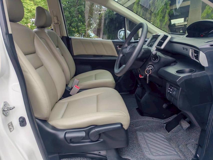 HONDA FREED 2013 9