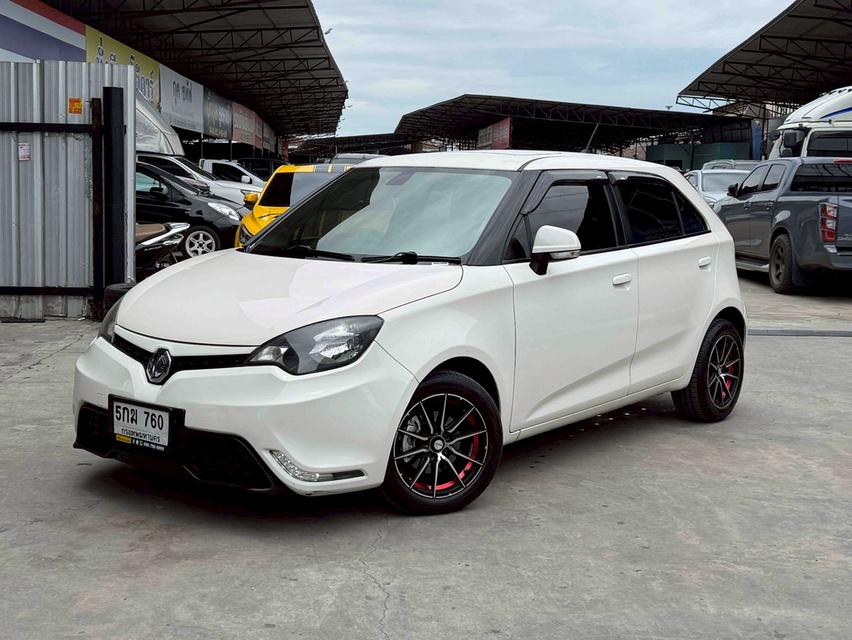 MG 3 1.5 X SUNROOF  เกียร์AT สีขาว ปี2016