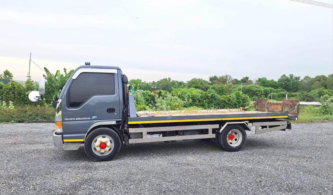 ปล่อยรถ Isuzu NKR-135 Hp ปี 2004 4