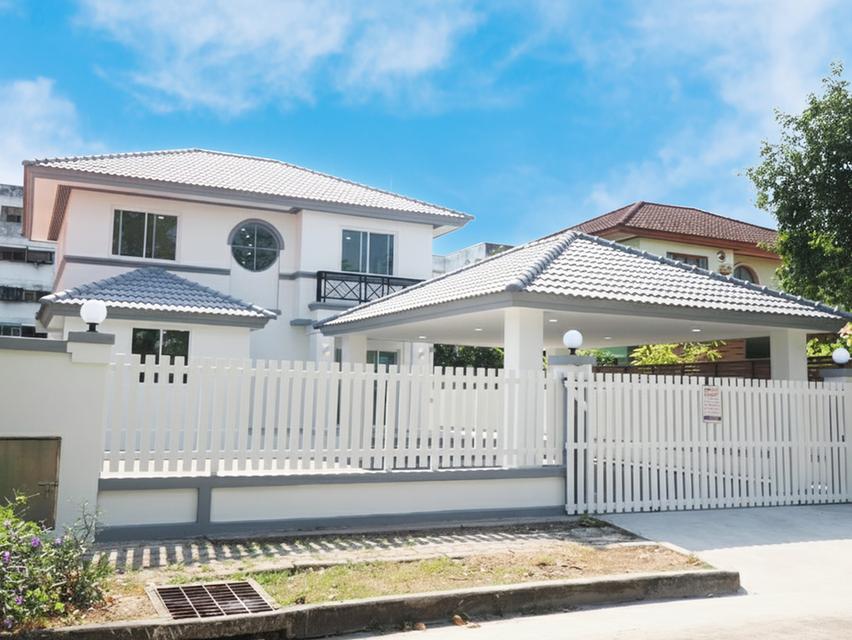 ขายราคาพิเศษ บ้านเดี่ยว 2 ชั้น ม.ชัยพฤกษ์-บุศรินทร์ ขนาด 75.6 ตร.ว. 4นอน 2น้ำ บ้านสวยหลังใหญ่ ถนนเมนต้นโครงการ พร้อมเฟอร์ [ลำลูกกา11-เสมาฟ้าคราม] 1