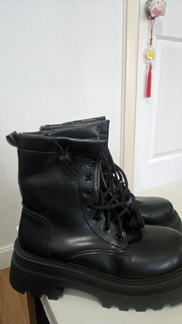 รองเท้าบูทมาร์ติน เบอร์38 3