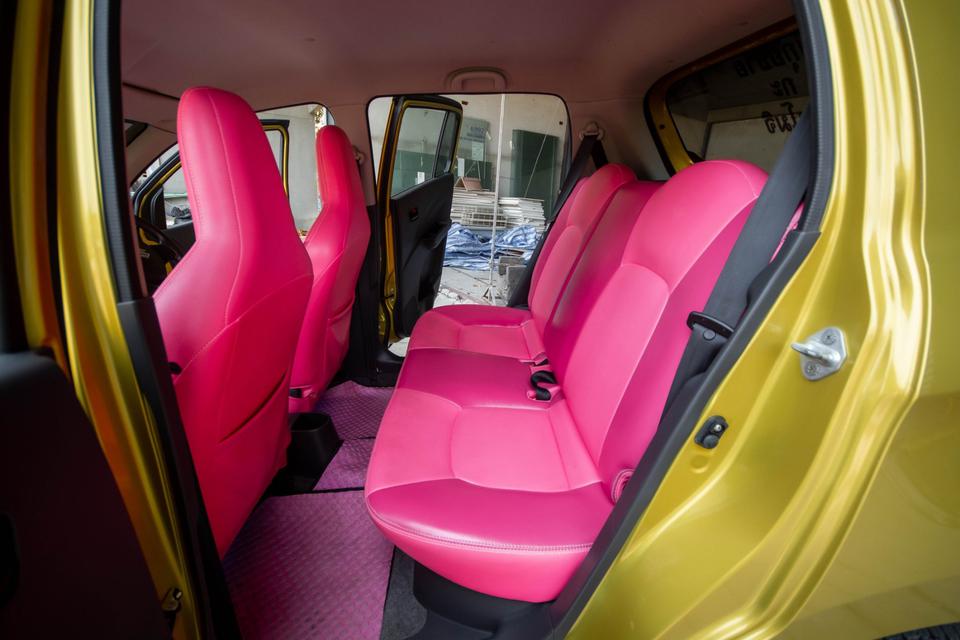 ปี 2015 Suzuki Celerio 1.0GLX Hatchback A/T สีเหลือง 5