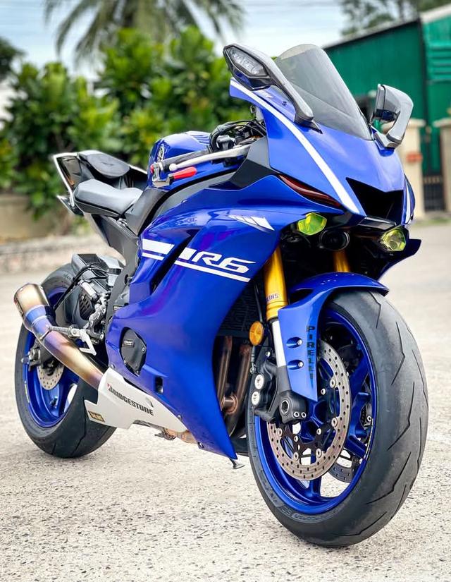 มอเตอร์ไซค์ Yamaha R6 สีน้ำเงิน 7