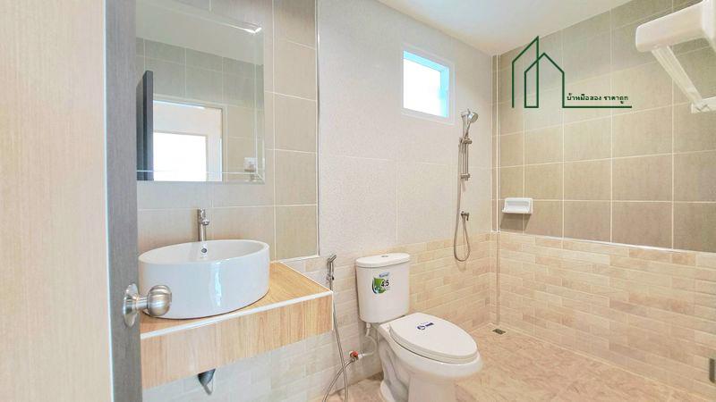 ทาวน์เฮาส์ 2 ชั้น หมู่บ้านบัวทองธานี บางบัวทอง ใกล้ตลาด สมบัติบุรี  13