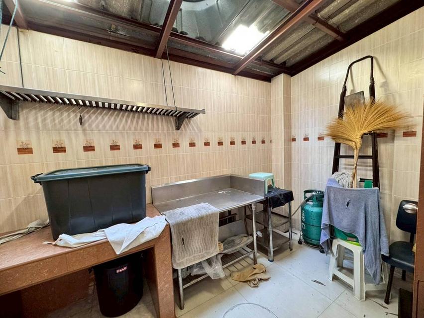 ขายทาวน์เฮ้าส์ 2 ชั้น หมู่บ้านเสนาวิลล่า 3 ซอยคู้บอน 27 แยก 10 ( สภาพสวยมาก น่าลงทุน ) (N.1940) 10