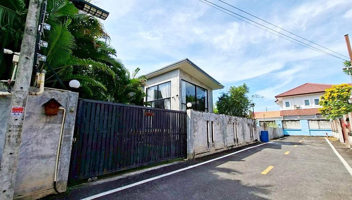 บ้านพูลวิลล่า Tropical Loft สรงประภา-ศรีสมาน 1