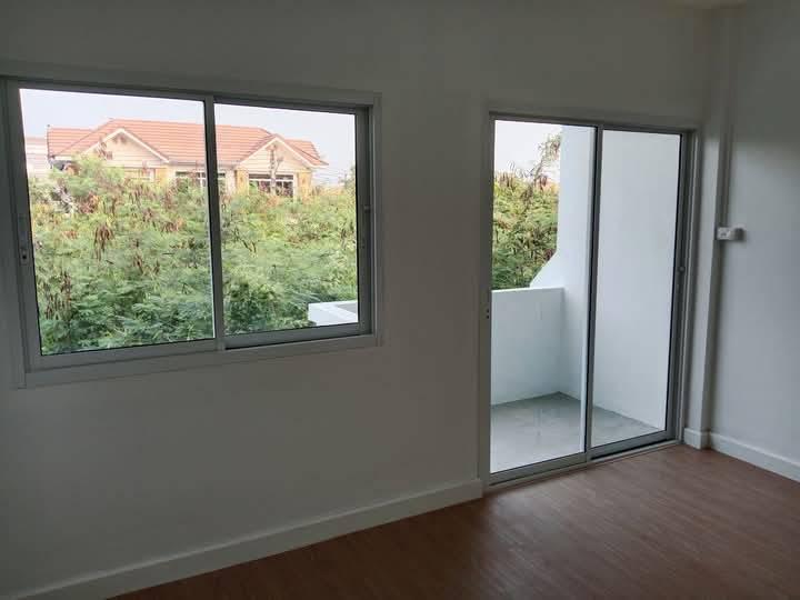 ขายบ้าน 2 ชั้น รีโนเวทใหม่ทั้งหลัง ใจกลางเมือง ถนนเสือป่า ซอย 4 ต.หน้าเมือง ราชบุรี ใกล้โรบินสัน ตลาดศรีเมือง 10