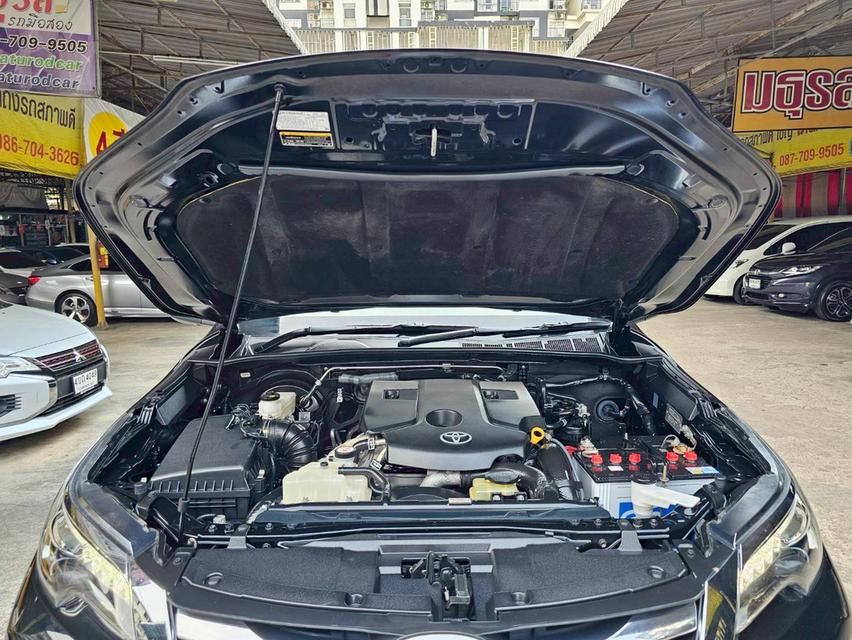 TOYOTA FORTUNER 2.4 V ปี 18 AT 5