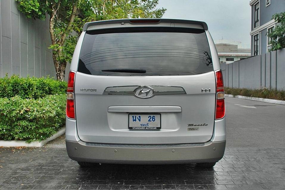 2010 จด 2011 Hyundai H-1 2.5 Deluxe รถยนต์ 11 ที่นั่ง รถครอบครัว ราคาน่ารัก 4