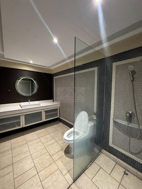 ให้เช่า ขาย อาคารพาณิชย์ 6 ชั้นรวมดาดฟ้า 2 คูหา ตีทะลุกัน พื้นที่กว่า 600 ตร.เมตร ถนนสุทธิสารวินิจฉัย ซอยพิบูลย์อุปถัมภ์ ใกล้ MRTสุทธิสาร เขตห้วยขวาง 6