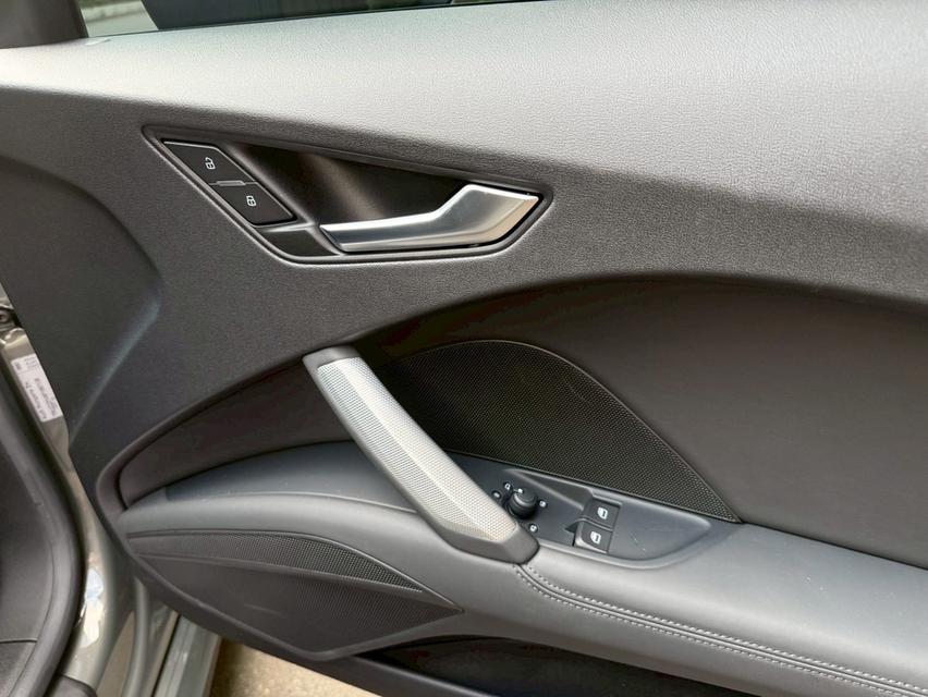 รหัสรถ AP44 Audi TT Final Icon Black Coupe MK3 2023 รูปที่ 15