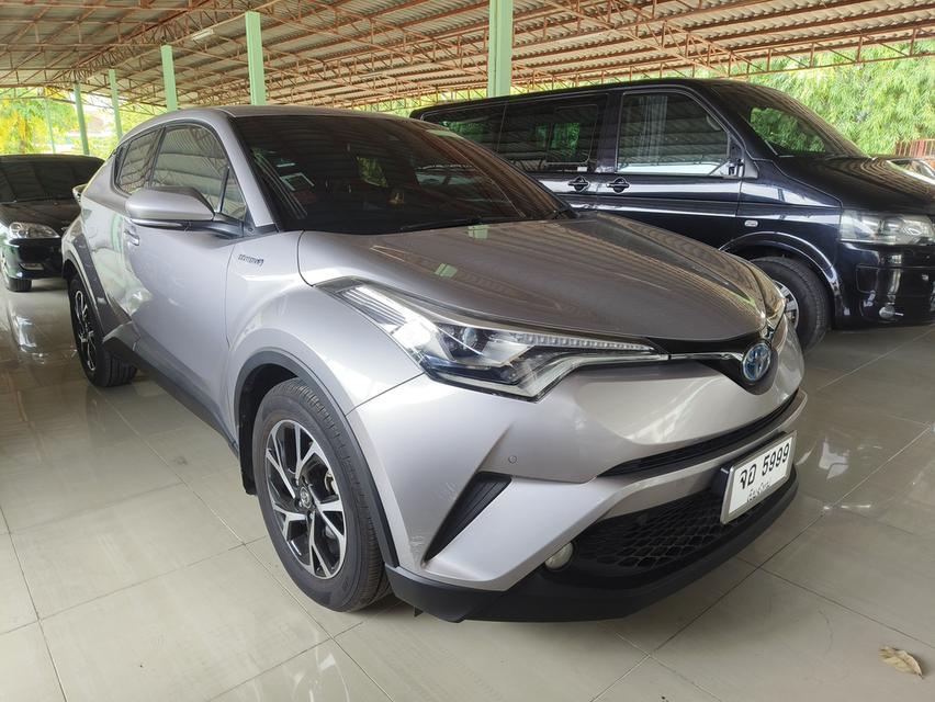 Toyota CHR 1.8 ไฮบริด HV-Hi ปี 2019 รุ่นท๊อป รถคุณหมอใช้เองเข้าศูนย์ตลอด ตรวจสอบประวัติได้