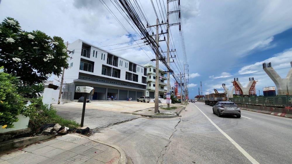 ขายหรือให้เช่าอาคารพาณิชย์ 3.5 ชั้น พร้อมดาดฟ้า โครงการ UTECTIC 2 กม. 24 ถึง 25 ห่างจากเซ็นทรัลมหาชัยเพียง 200 เมตร ติดถนนพระราม 2 10