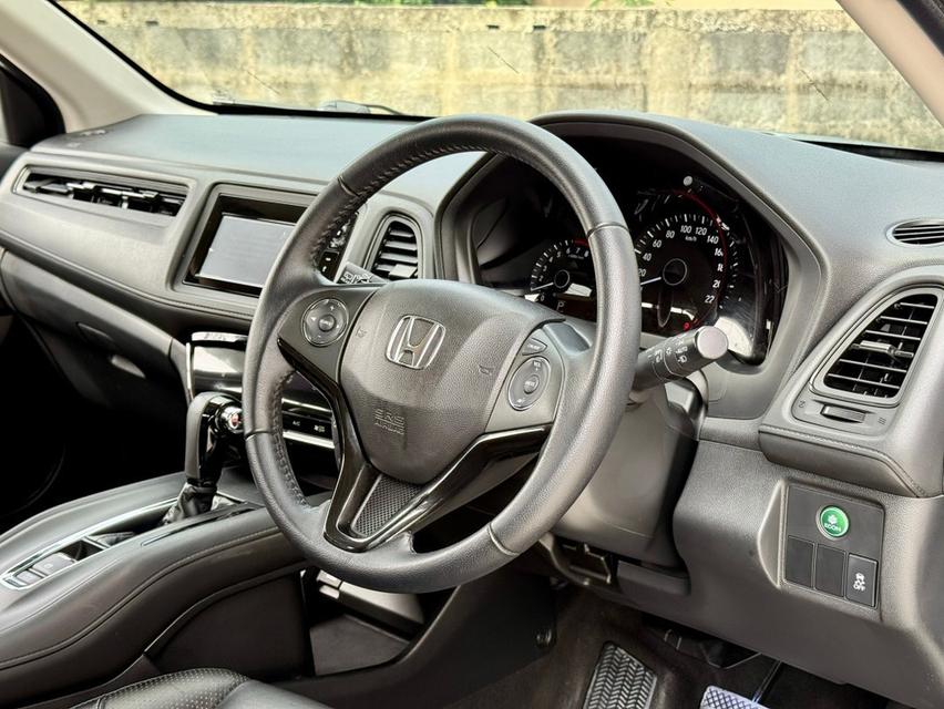 ขาย Honda HRV 1.8E ปี17 12