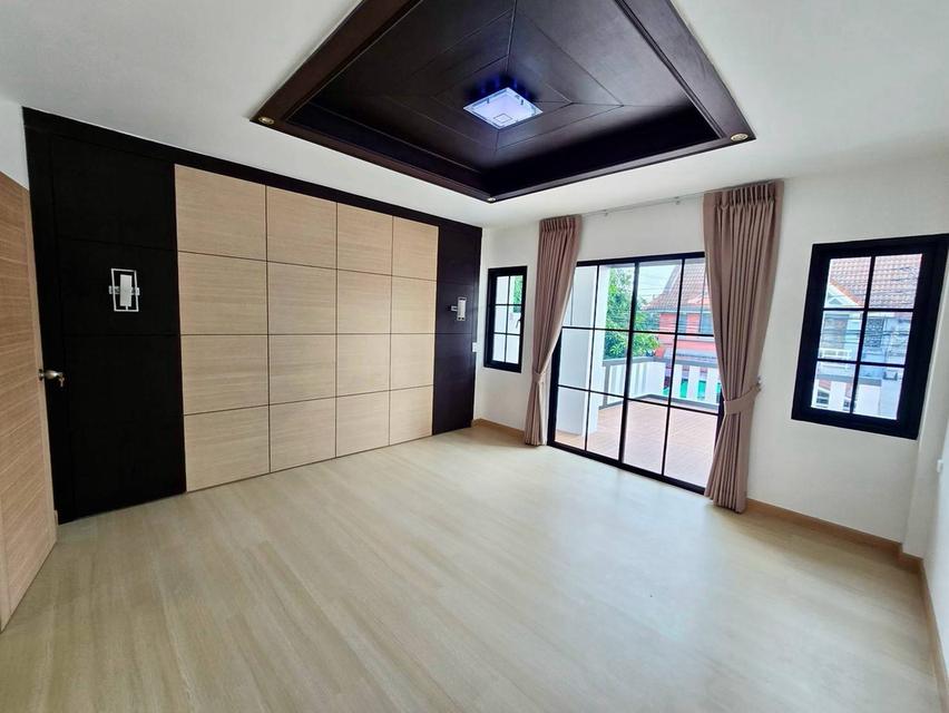 เคหะร่มเกล้า 17 ตร.ว. • 2 ห้องนอน 2 ห้องน้ำ 20
