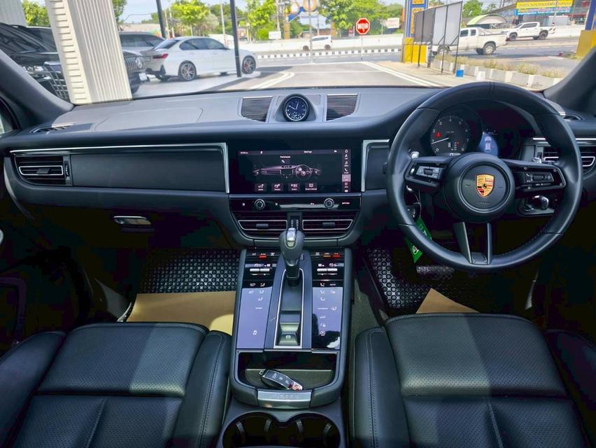 รหัสรถ KPV818 2022 PORSCHE MACAN 2.0 Minor Change สี Miami blue