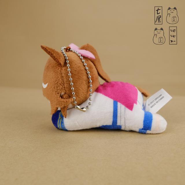 พวงกุญแจ ตุ๊กตา ต้าวเกาะ。 โทไก・เทอิโอะ=͟͟͞🏇💨 Tokai Teio・Petit Keychain 9.5 cm ✅ Uma Musume Pretty Derby Season 2 Plush Toy・Hugging・Hugger Function รูปที่ 3