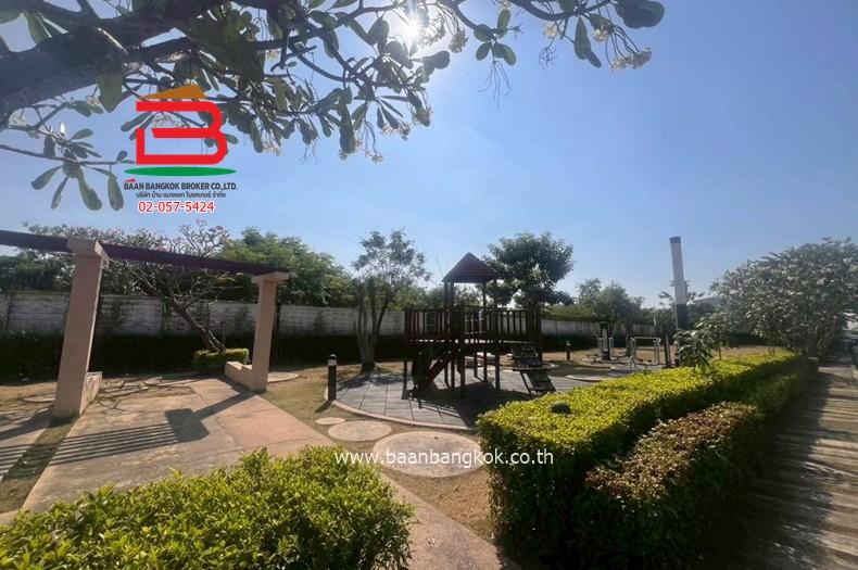 ทาวน์เฮาส์ โนโว วิลล์ ลำลูกกา คลอง 2 (ซอยเปียร์นนท์) เนื้อที่ 19.8 ตารางวา ใกล้ BTS สถานีคูคต ถนนลำลูกกา ตำบลคูคต อำเภอลำลูกกา จังหวัดปทุมธานี 11