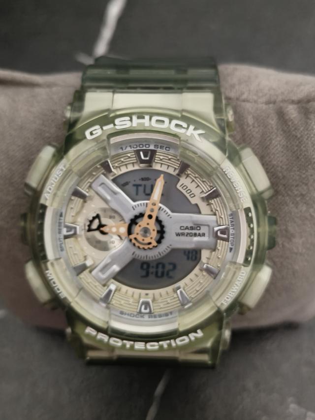 Casio G-Shock ตระกูล GA-110LS-1Aซีรีส์ Color Skeletonตัวเรือนเป็นแบบใส Skeleton Translucent สีเขียวขี้ม้า