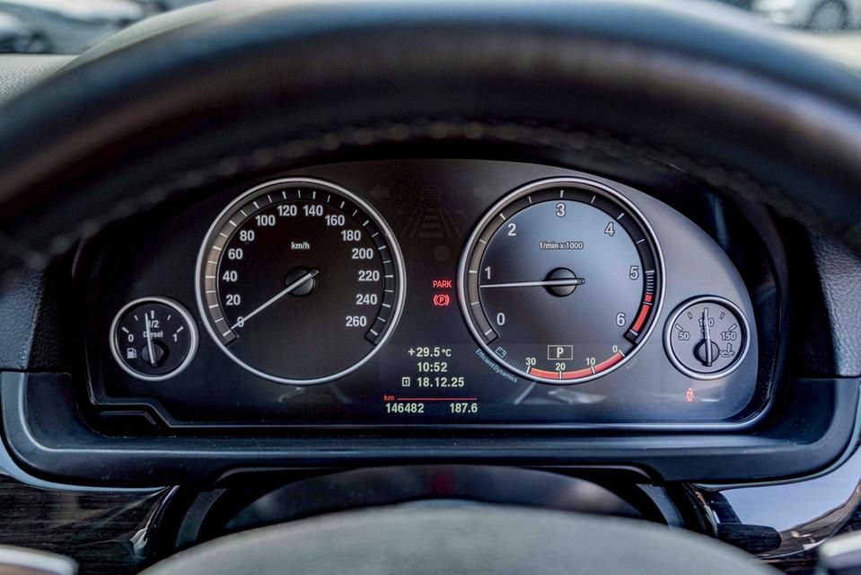 รหัสรถ NP2332 📌 BMW 525D ปีรถ : 2012 16