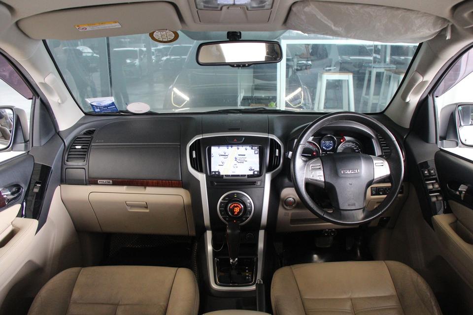 รหัสรถ TKG4389 ISUZU MUX 1.9 DVD NAVI ปี 2018 5