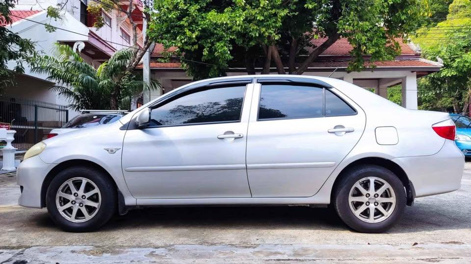 Toyota Vios ปี 2005 เกียร์ออโต้ 6