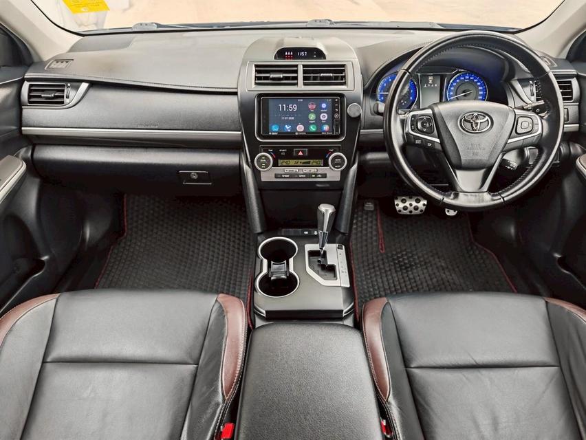 TOYOTA CAMRY 2.5G ESPORT 6