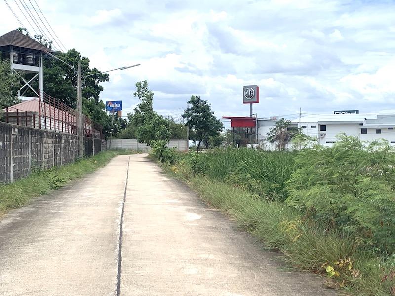 ขายที่ดินบ้านเกาะใกล้เซ็นทรัลโคราช เนื้อที่ 6-1-81ไร่ หน้า 52เมตร ลึก 200เมตร ใกล้ห้างโกลบอลล์เฮ้าส์ในเมืองโคราช 2