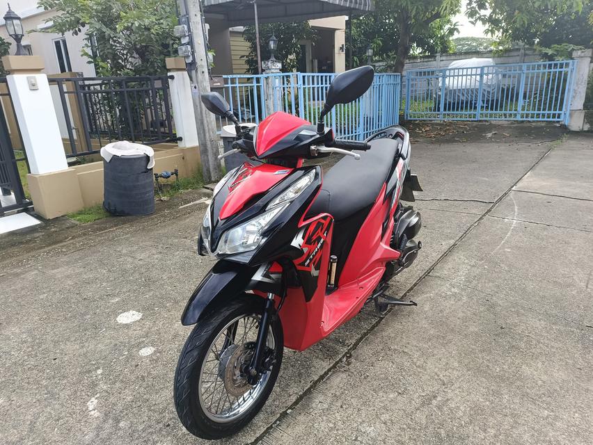 Click 125i