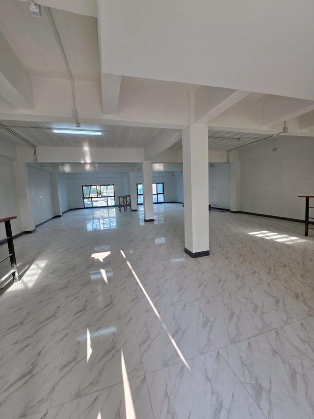 ให้เช่า อาคารพาณิชย์ ทำเลทอง ใกล้ MRT Interchange เตาปูน 70 เมตร ติดถนนใหญ่,ป้ายรถเมล์ 4