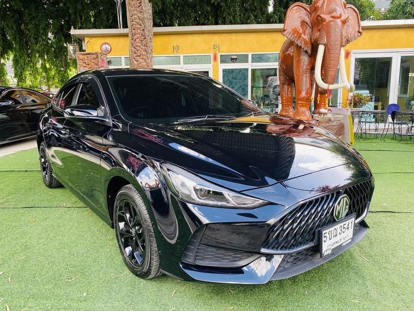 #MG 5 เครื่อง1.5 cc. รุ่น C เกียร์ AUTO ปี 2024 #รถไมล์แท้100%คะวิ่งน้อยมากๆๆคะ วิ่งมาแค่1,4xxกิโลคะ มีวารันตรีศูนย์ถึง ปี2027  4