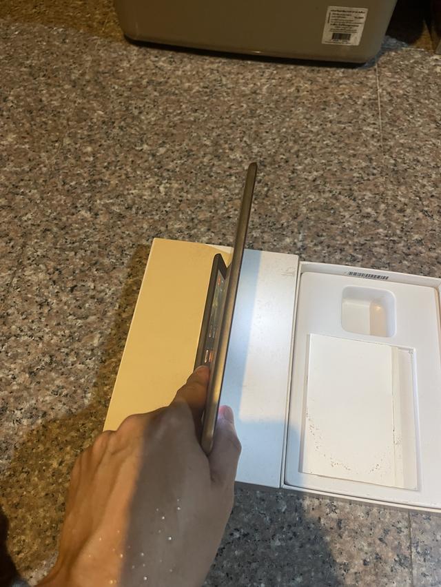 ขายiPadMini4สีGold16กิ๊กมีกล่องWifi Celluerใส่ซิมได้ใช้งานดีทุกๆฟังชั่น