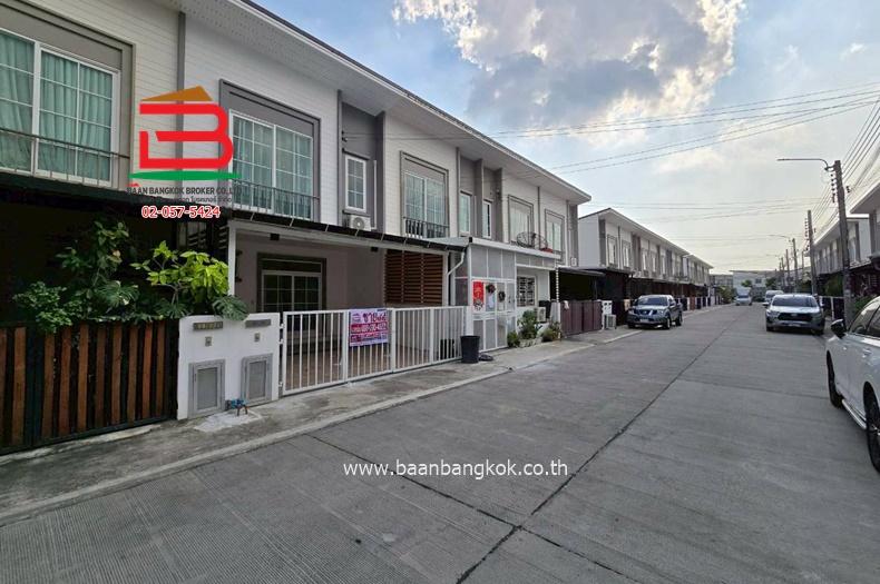 ทาวน์โฮม คิวดีสทริคสุขสวัสดิ์-วงแหวนพระราม 3 (ใกล้ตลาดครุใน) เนื้อที่ 18.4 ตรว. ตำบลบางจาก อำเภอพระประแดง จังหวัดสมุทรปราการ 3