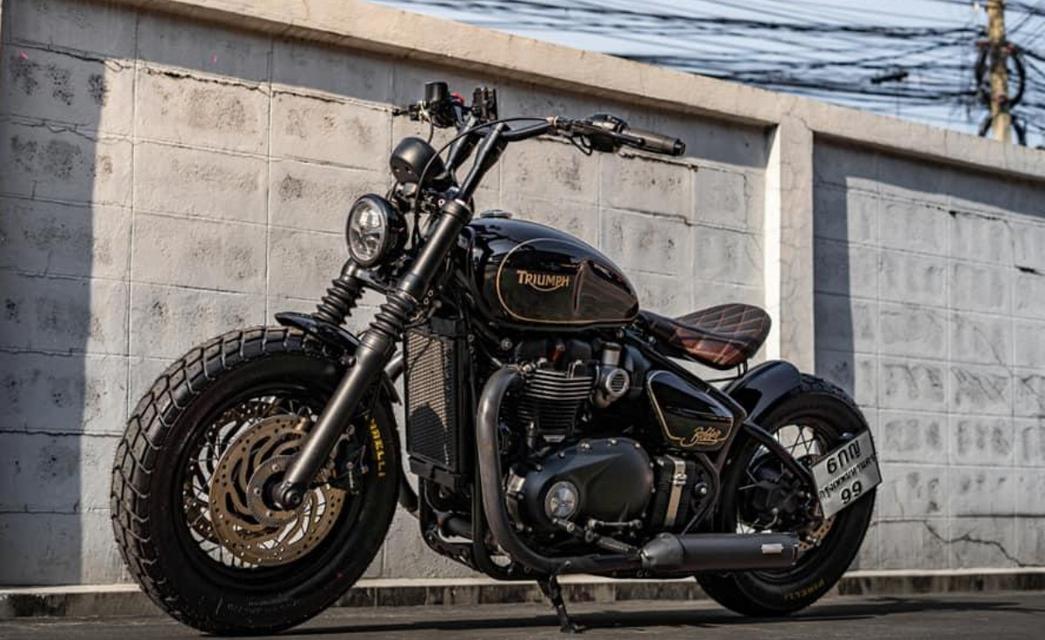 Triumph Bonneville Bobber ราคาโครตคุ้ม