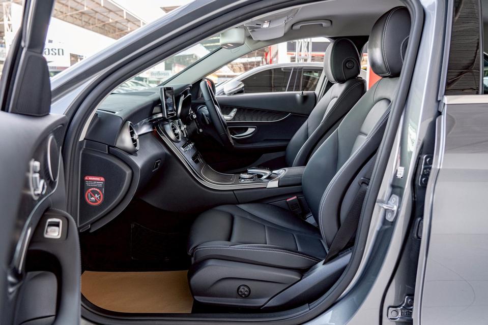 รหัสรถ NP129 รุ่นรถ : BENZ C350e AVANTGARDEปีรถ : 2018 รูปที่ 8
