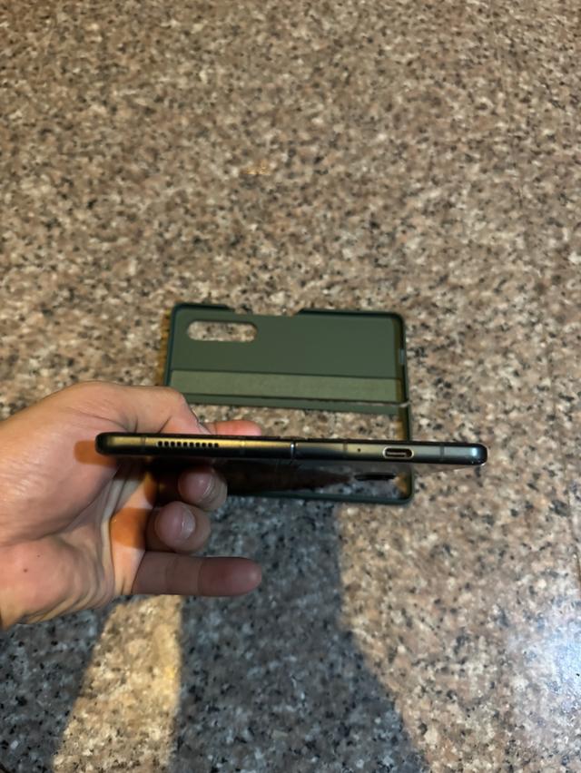 ขายSamsungFold3สีPhontom Black256กิ๊กสูนTrueจอกางสุดไม่มีจุดไม่มีเส้นหายากมากๆ 4