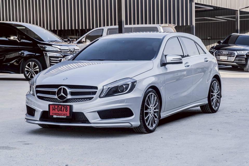 รหัสรถ 67GG536 Mercedes Benz A180 ปี 2015