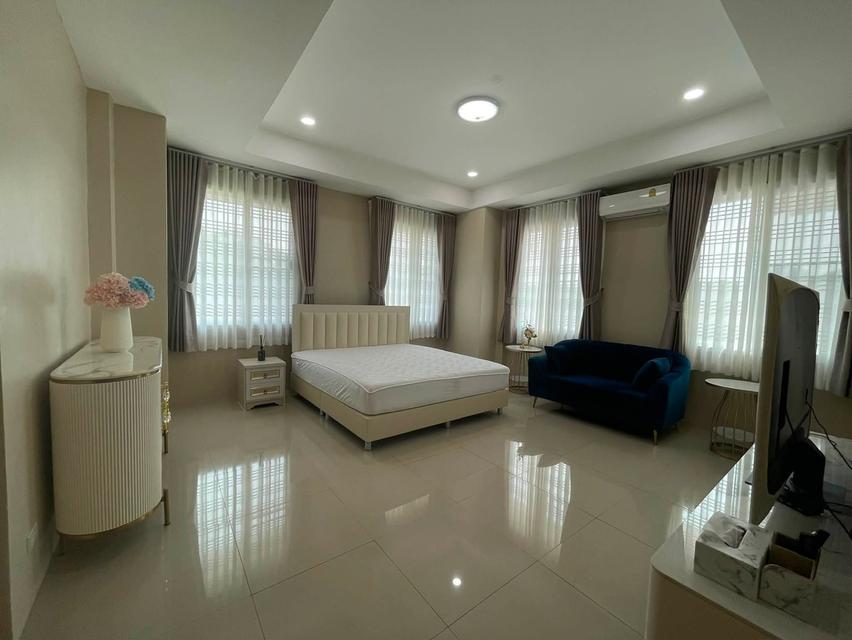U1469 ให้เช่าบ้านเดี่ยว 2 ชั้น บ้านสวนเนรมิตร วัชรพล เพิ่มสิน ที่ดิน 1 ไร่ พร้อมสระว่ายน้ำในตัวบ้าน บ้านพร้อมเฟอร์ 15